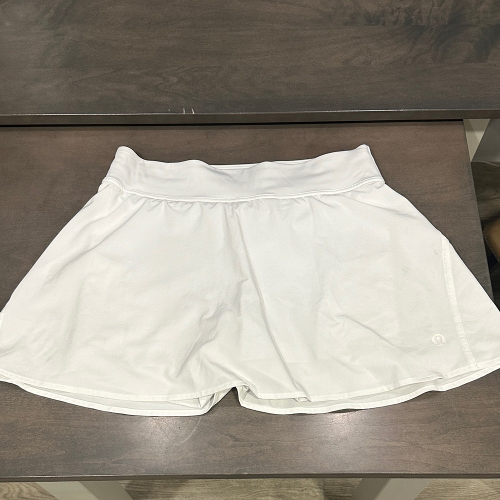 LULULEMON Women's White Tennis Skort